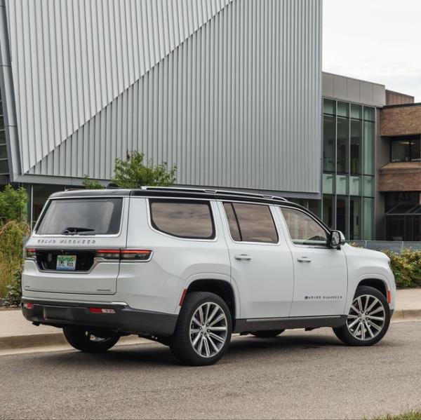 2022 jeep grand wagoneer