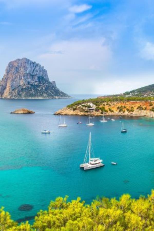Off the beaten track to Ibiza’s west coast and spectacular beaches.