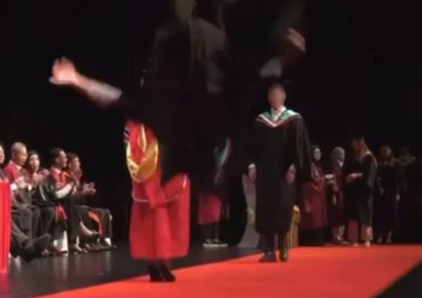 Flip flop: SIT student attempts backflip at graduation but lands on his face