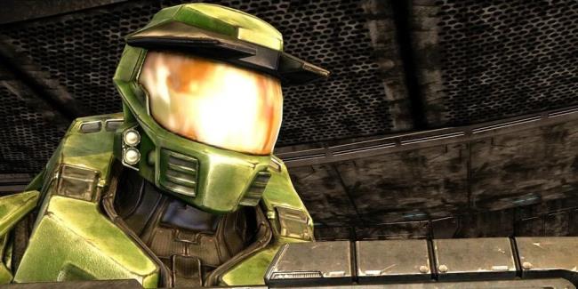 A close up of Master Chiefs helmet in Halo Combat Evolved the game