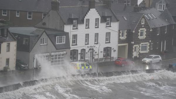 Waves seen crashing into Sto<em></em>nehaven Harbour in Aberdeenshire