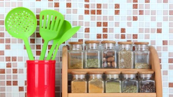 Set,Of,Spices,,Tableware,And,Kitchen,Utensils,In,Kitchen,On