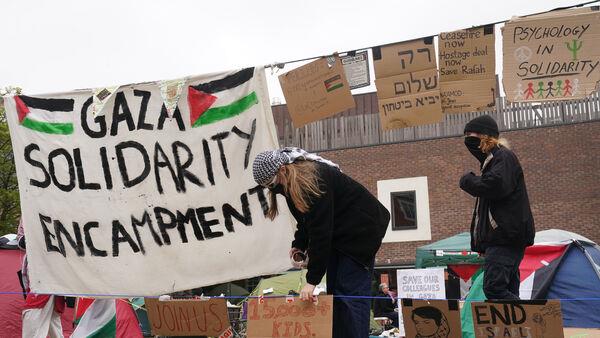 Students protesting against Gaza war disrupt Cambridge open days