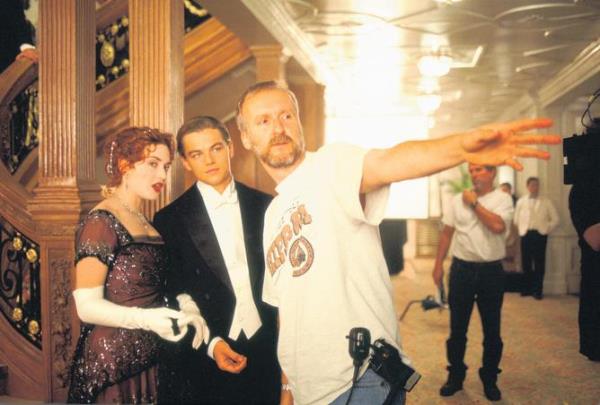 Kate Winslet and Leo<em></em>nardo Di Caprio with director James Cameron in Titanic.