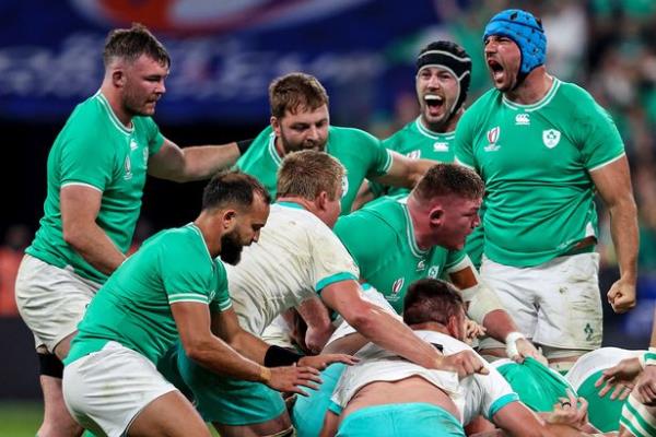 Ireland's Peter O'Mahony, Jamison Gibson-Park, Iain Henderson, Caelan Doris, Tadhg Furlong and Tadhg Beirne